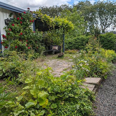 Millans Dockhus Villa Onslunda Kültér fotó